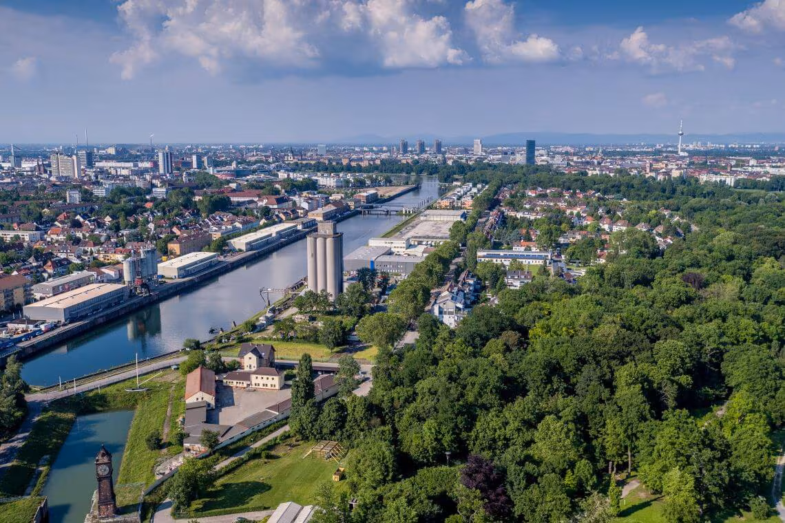 Panoramabild von Ludwigshafen