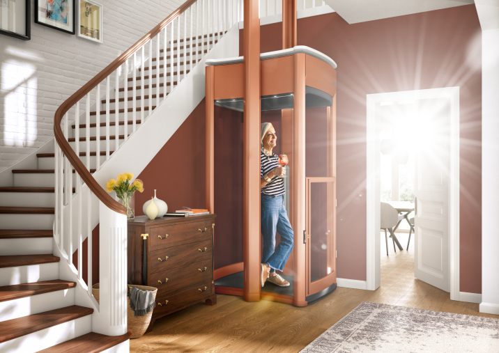 Lifton Homelift in einer rostroten Folierung